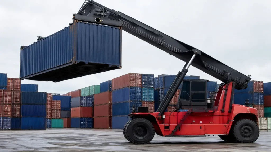 Sea Freight from China to Chiba, Japan — cargo handling at the departure terminal