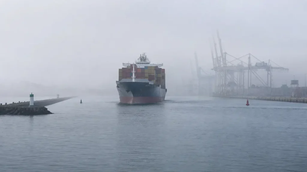 Sea Freight from China to Tainan, Taiwan — cargo handling at the departure terminal